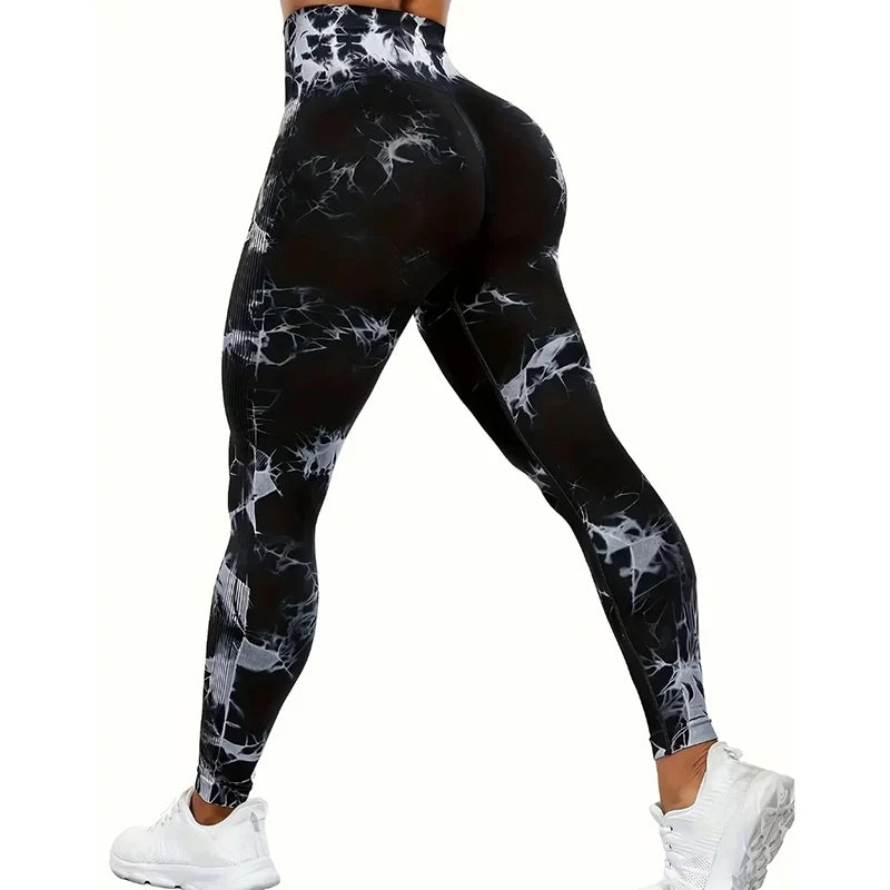 Black and white marbled seamless high waist gym leggings for women by Luxurymania24