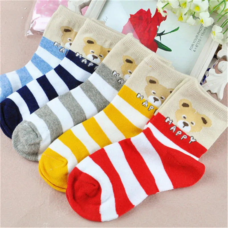 Cute kids warm socks for winter in various colours with playful bear designs