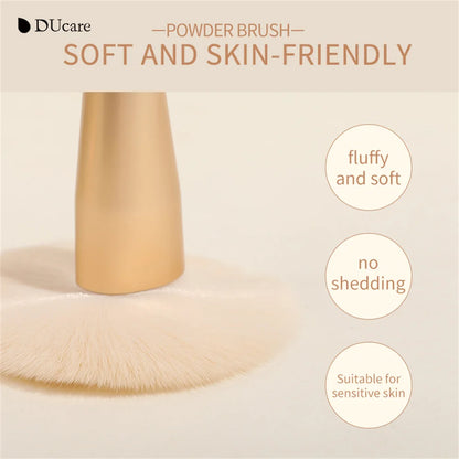 DUcare highlighter brush with soft bristles for flawless makeup application, suitable for sensitive skin